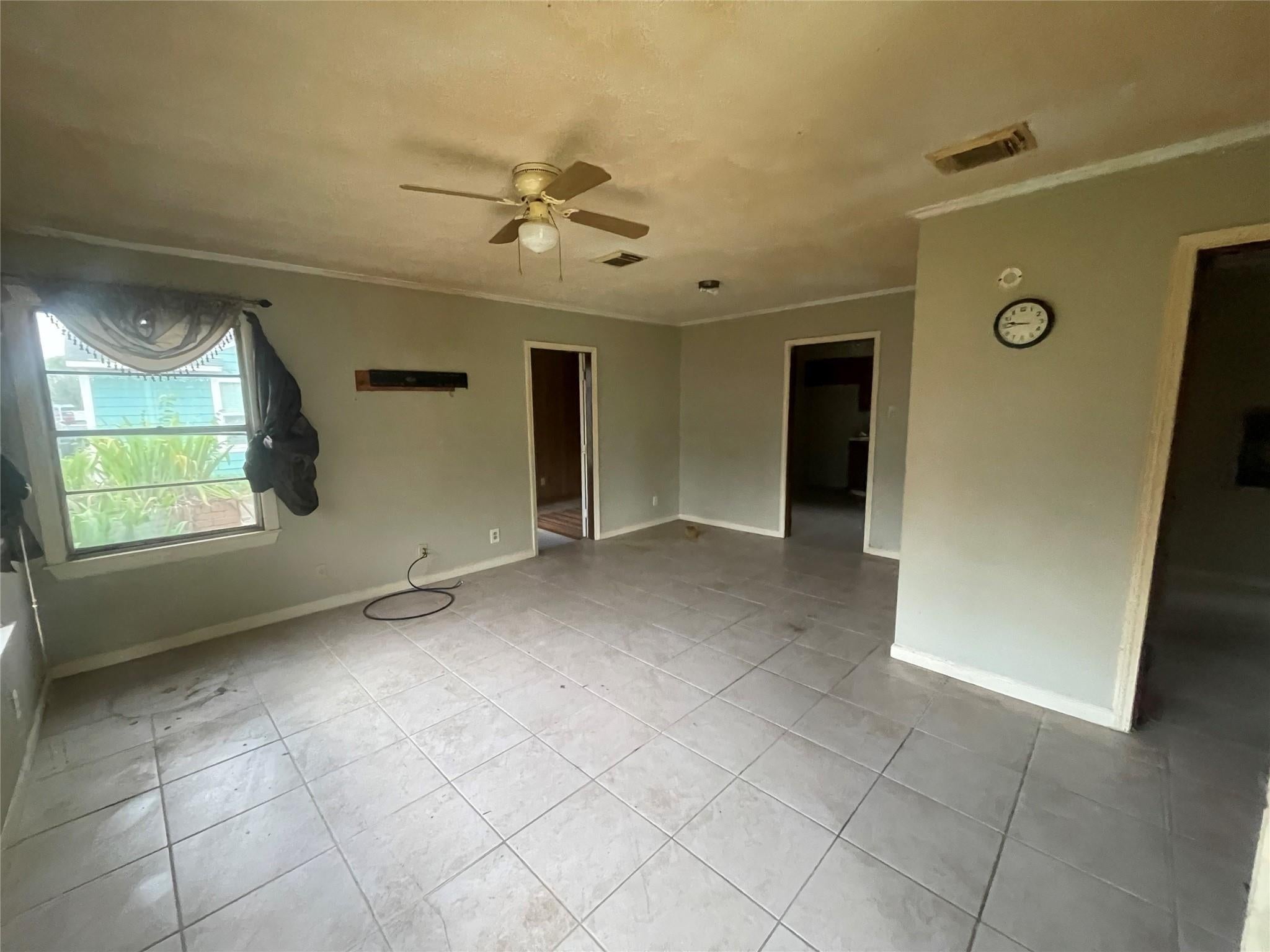 1900 W Gulf Street