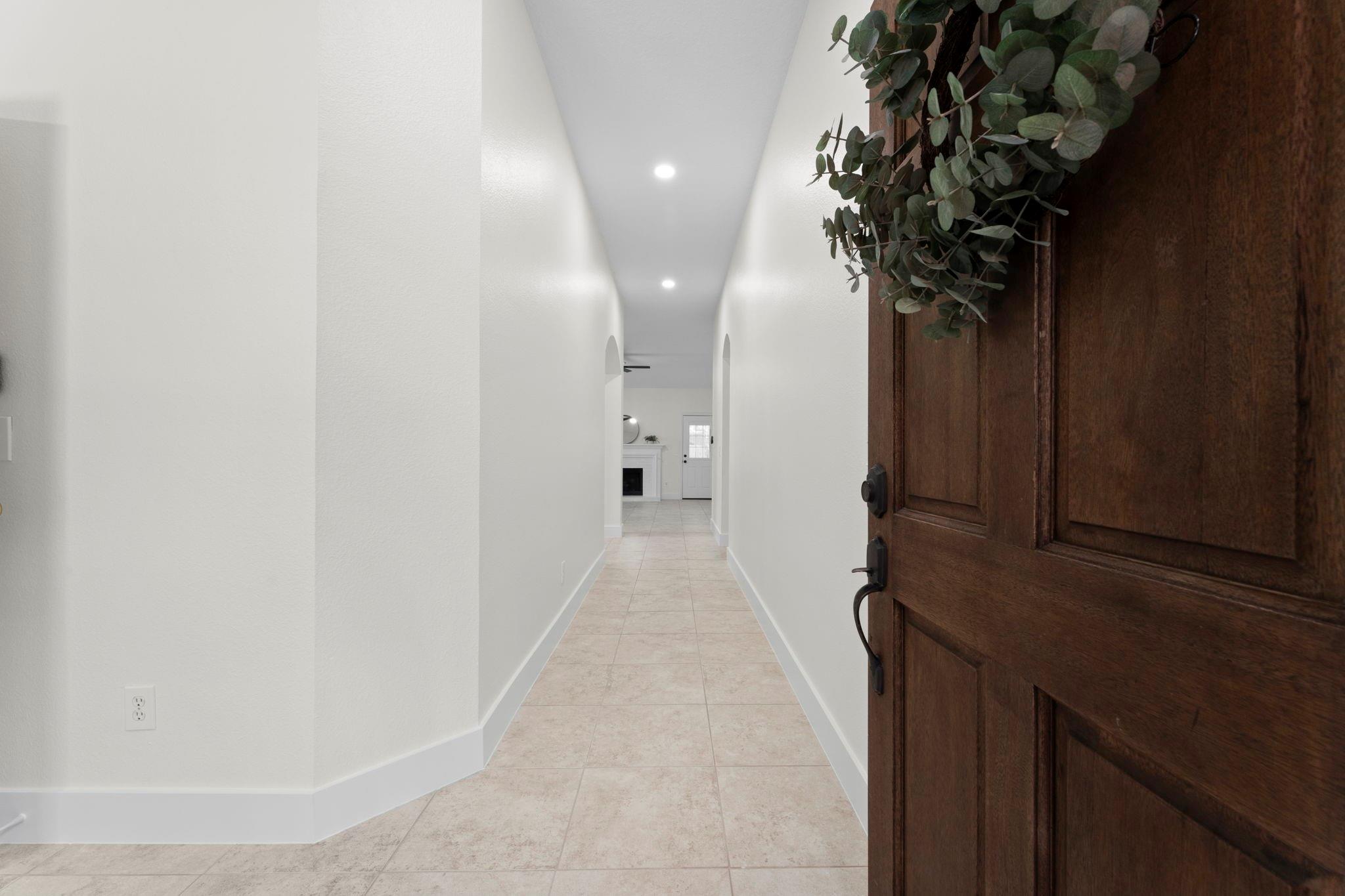 135 S Hollylaurel Circle