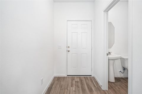 Photo of 7327 Madison Commons Lane, Houston, TX 77075 (MLS # 89107277)