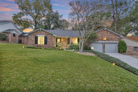 109 Timberside Drive Conroe TX 77304