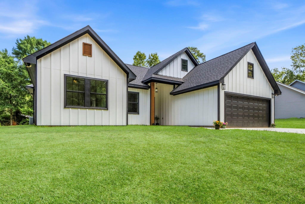 Photo of 162 Holly Crst, Livingston, TX 77351 (MLS # 35780769)