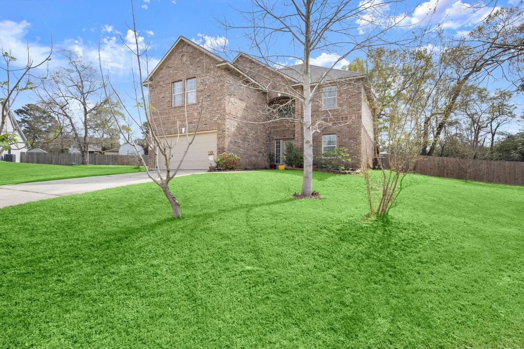 Photo of 10490 Sunflower Drive, Conroe, TX 77318 (MLS # 72477937)