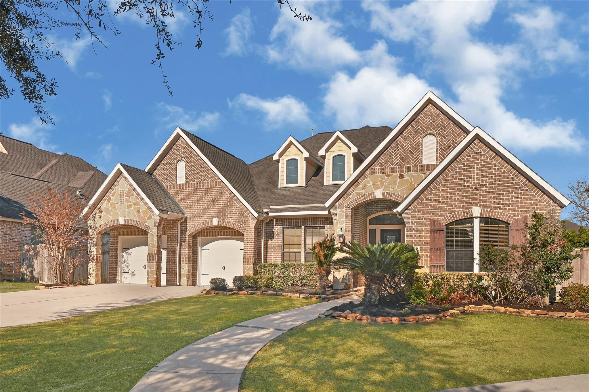 6223 Duke Trail Lane