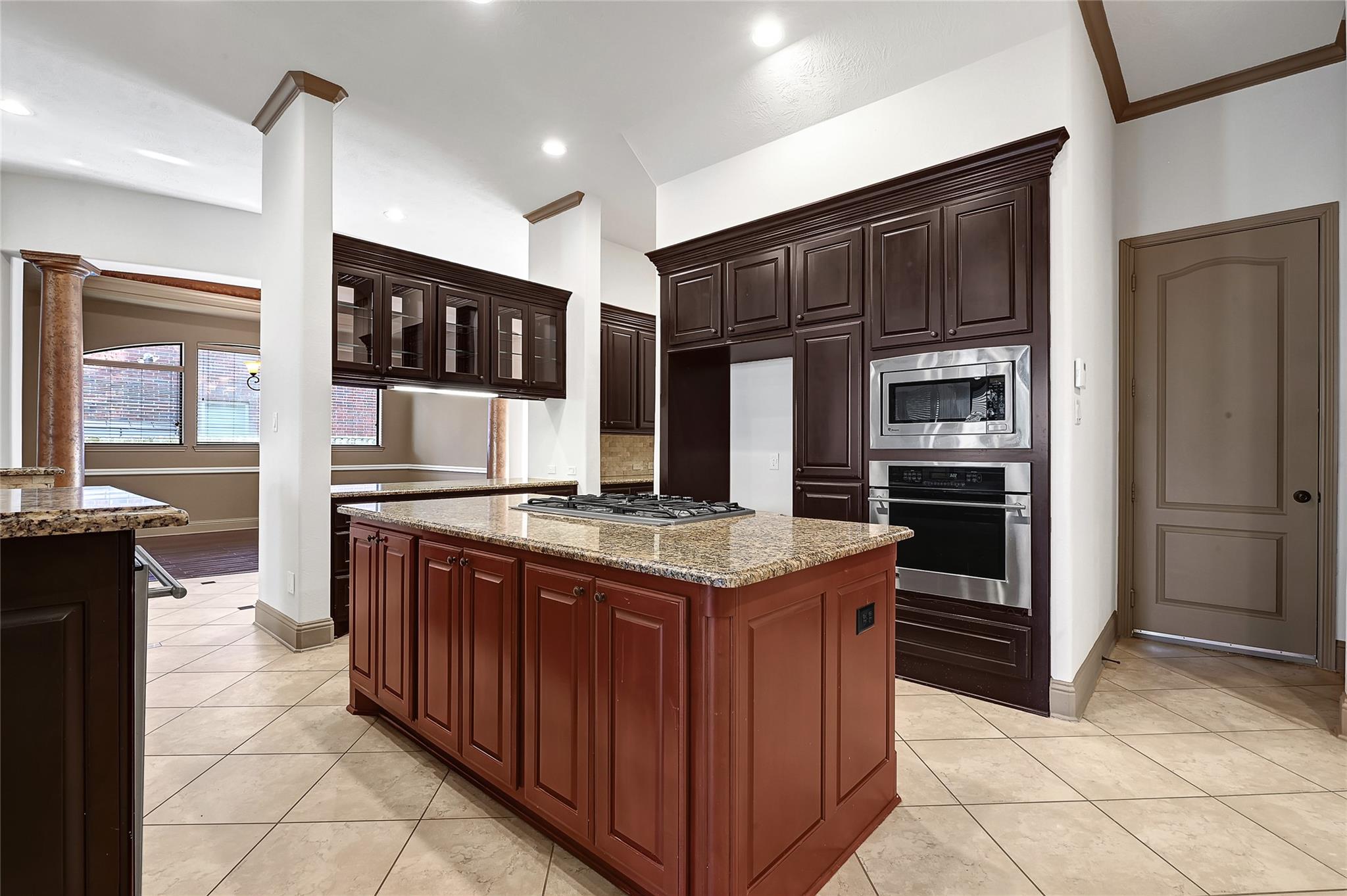6223 Duke Trail Lane