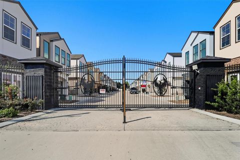 2940 El Fenice Lane Houston TX 77057