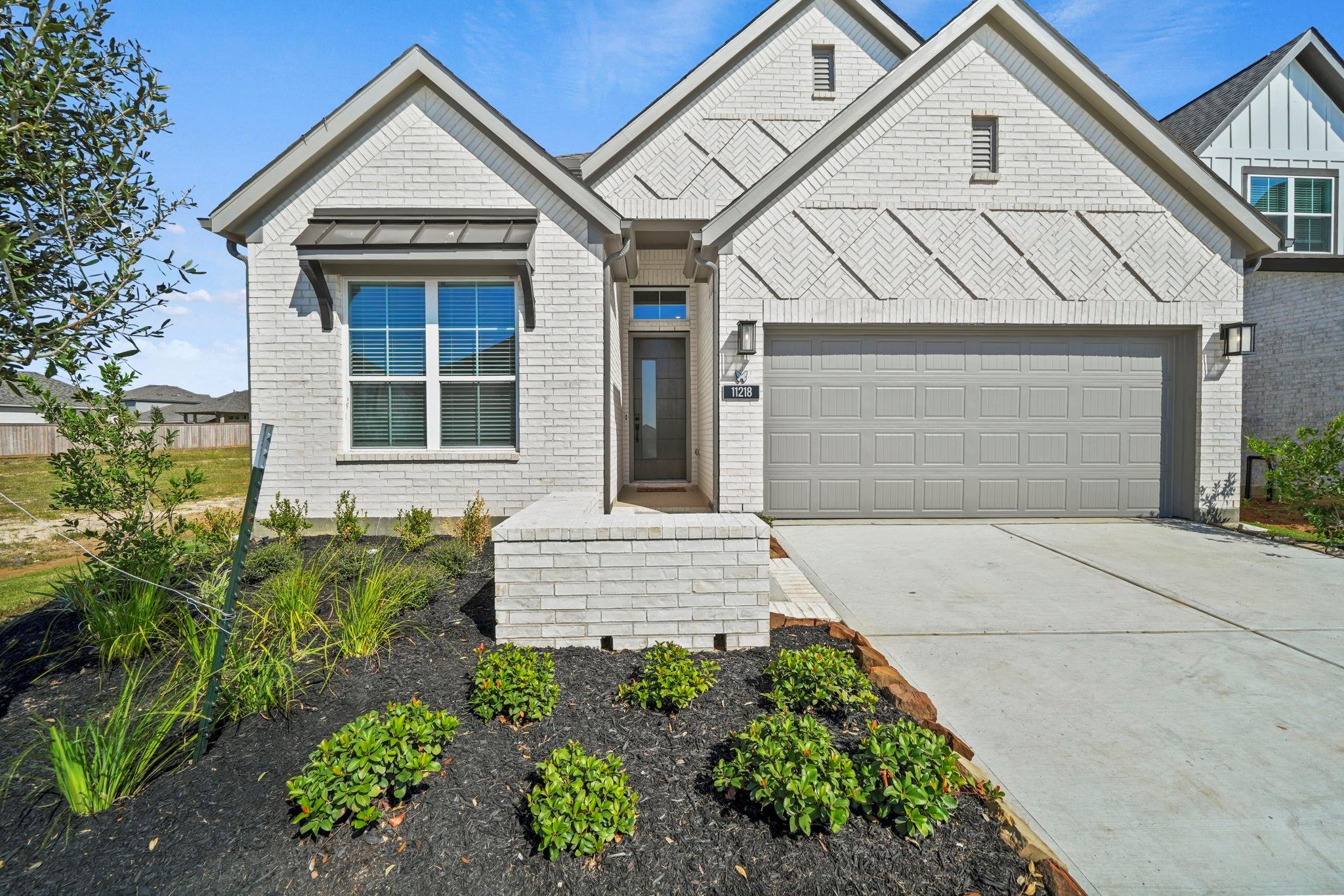 11218 White Crownbeard Drive