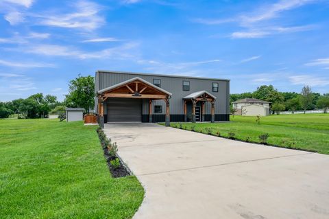 Photo of 12304 Maggie Lane, Willis, TX 77318 (MLS # 19650055)