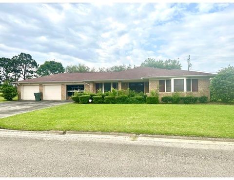 Homes For Sale - 2312 Salisbury Drive<br/> Port Arthur, TX 77640