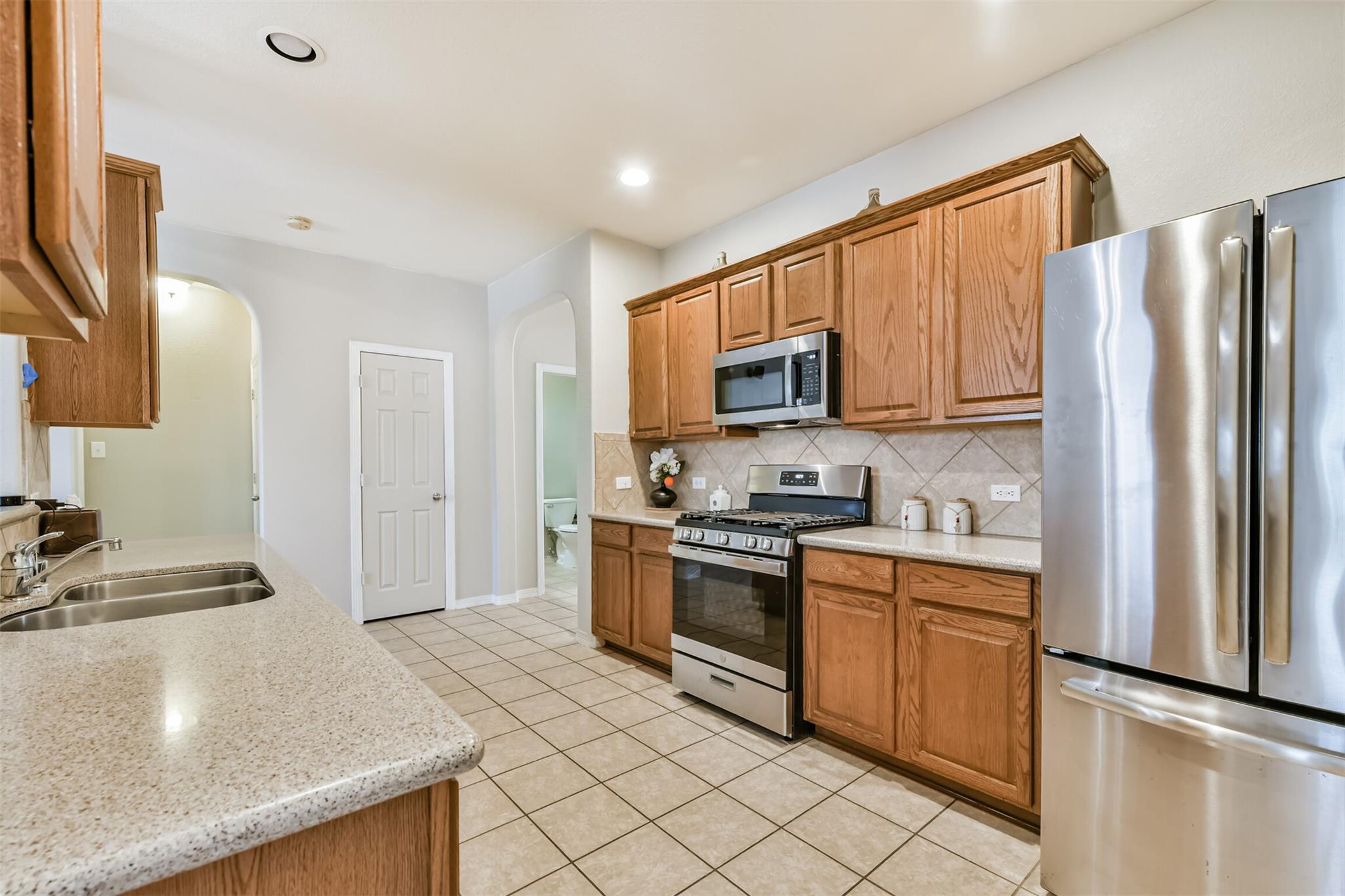 2898 Pescara Court