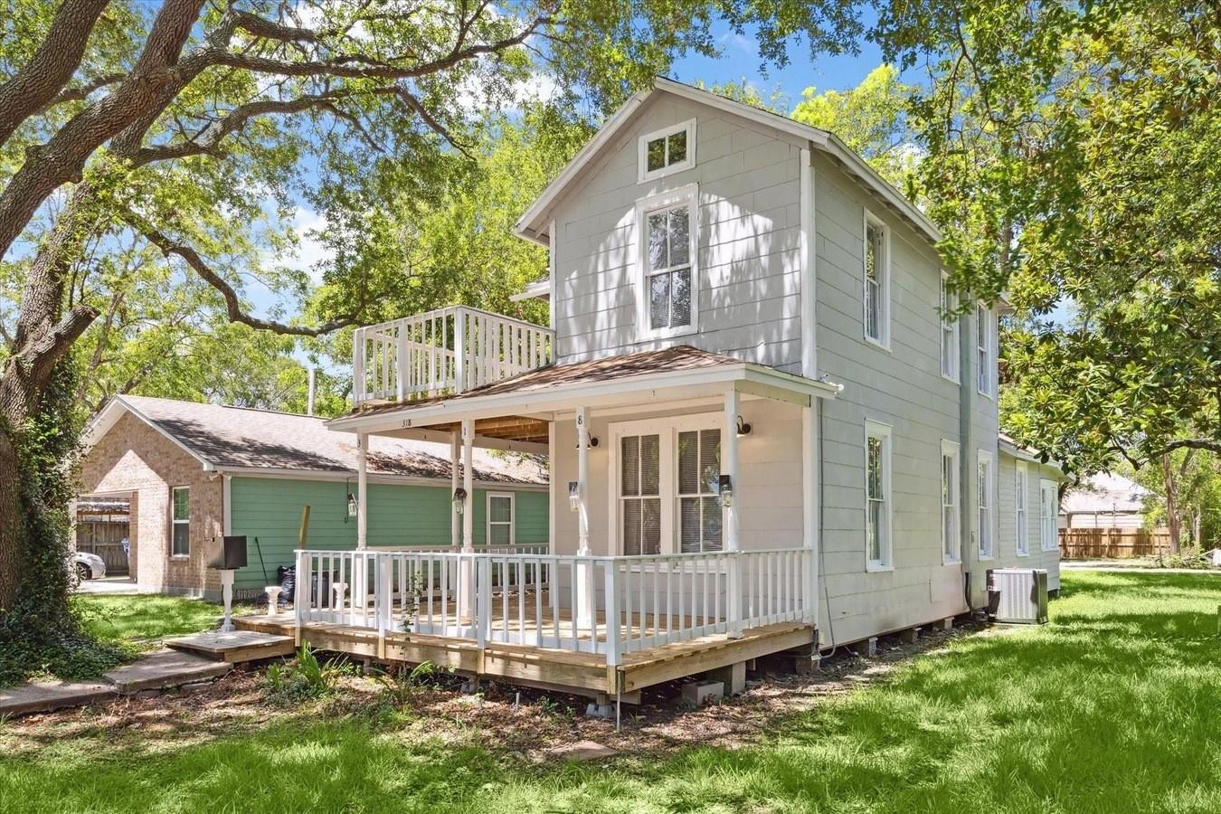 318 6th Avenue N