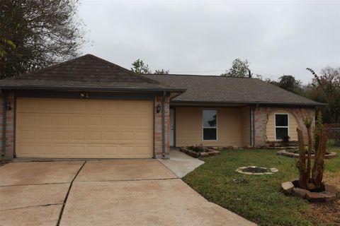 Photo of 12507 New Rochelle Court, Houston, TX 77089 (MLS # 4574289)