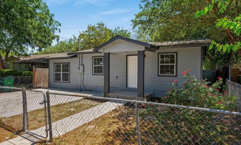 Photo of 512 Vickers Avenue, San Antonio, TX 78211 (MLS # 80185909)