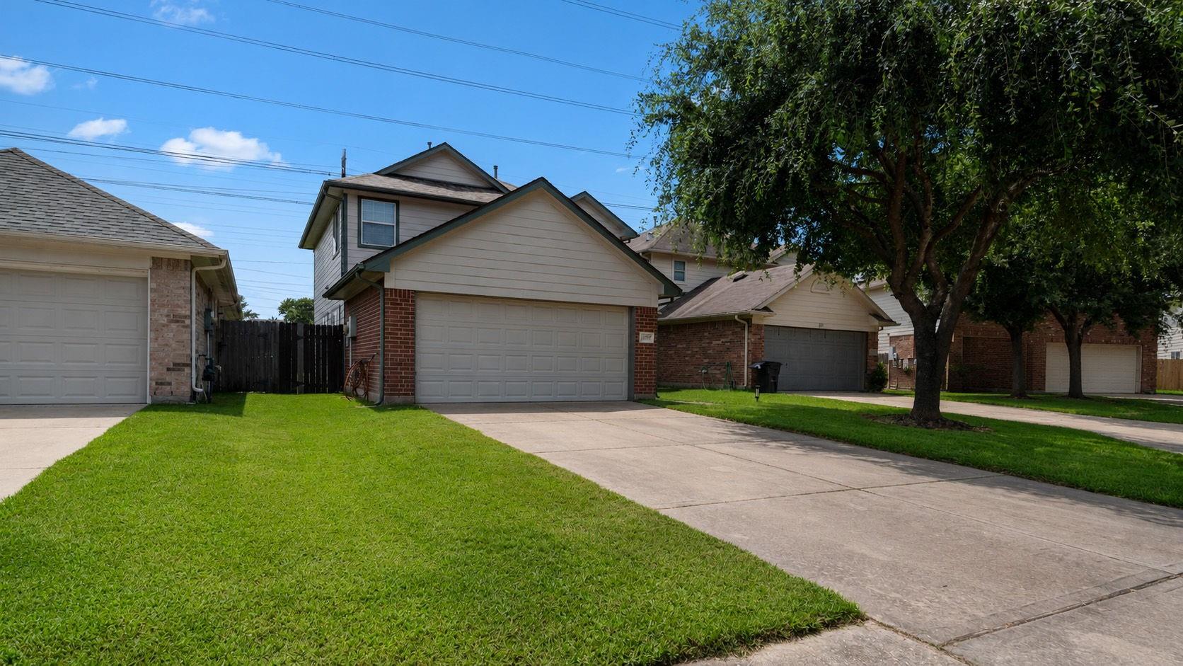 15027 Sunset Creek Drive