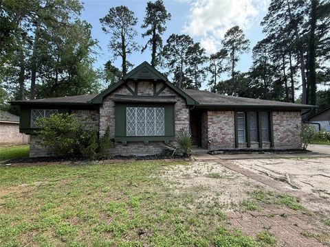 Photo of 422 Gamewood Drive, Spring, TX 77386 (MLS # 47318364)