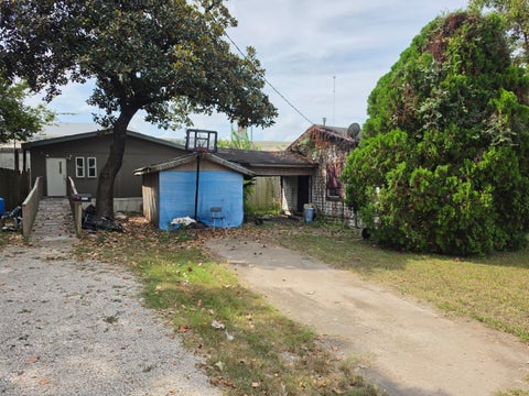 Homes For Sale - 2910 Fairbanks Street<br/> Houston, TX 77026