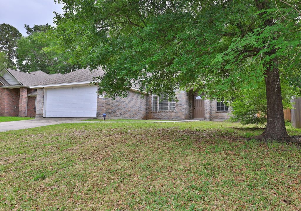 Photo of 909 Katie Lane, Conroe, TX 77304 (MLS # 88299467)