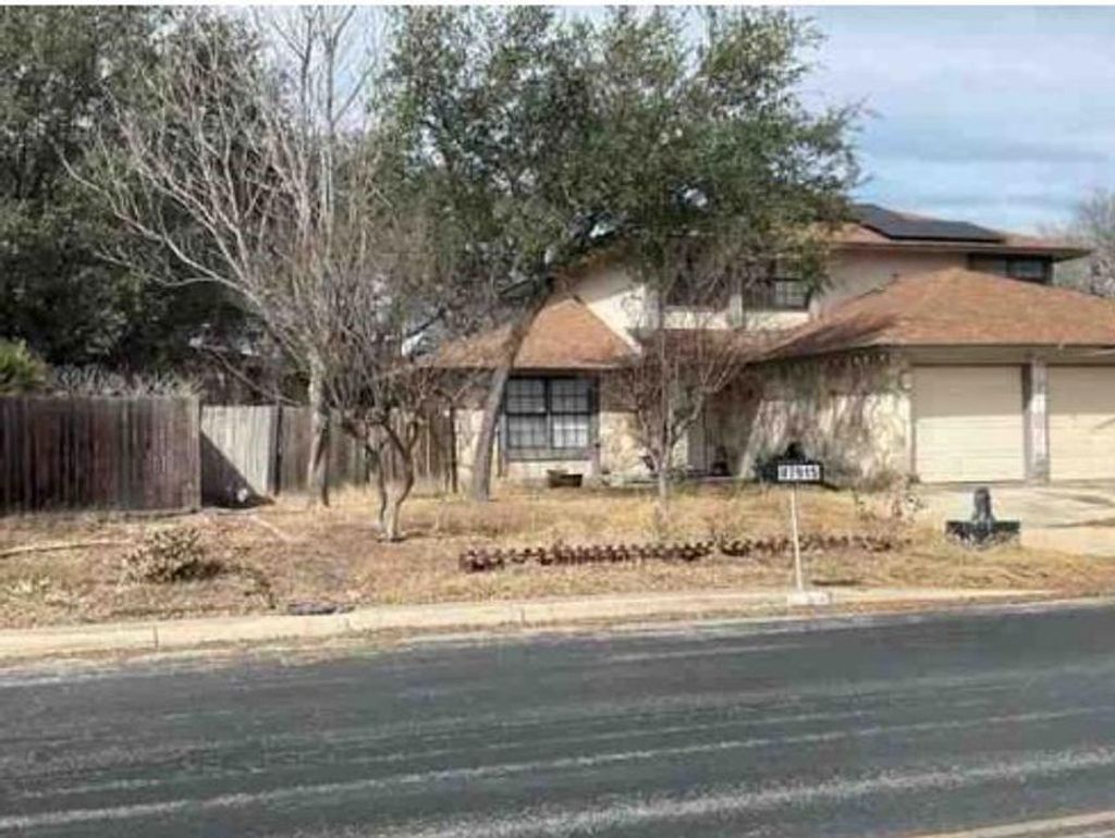 Photo of 7915 New World Dr, San Antonio, TX 78239 (MLS # 7694567)