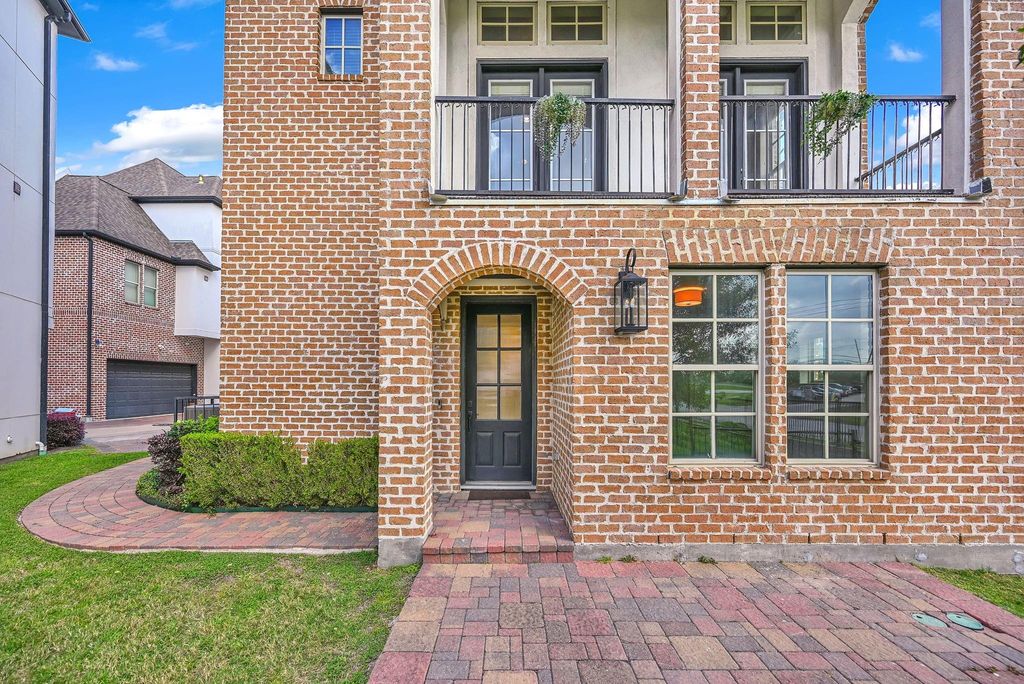 Photo of 9644 Knight Road, Houston, TX 77045 (MLS # 2524139)