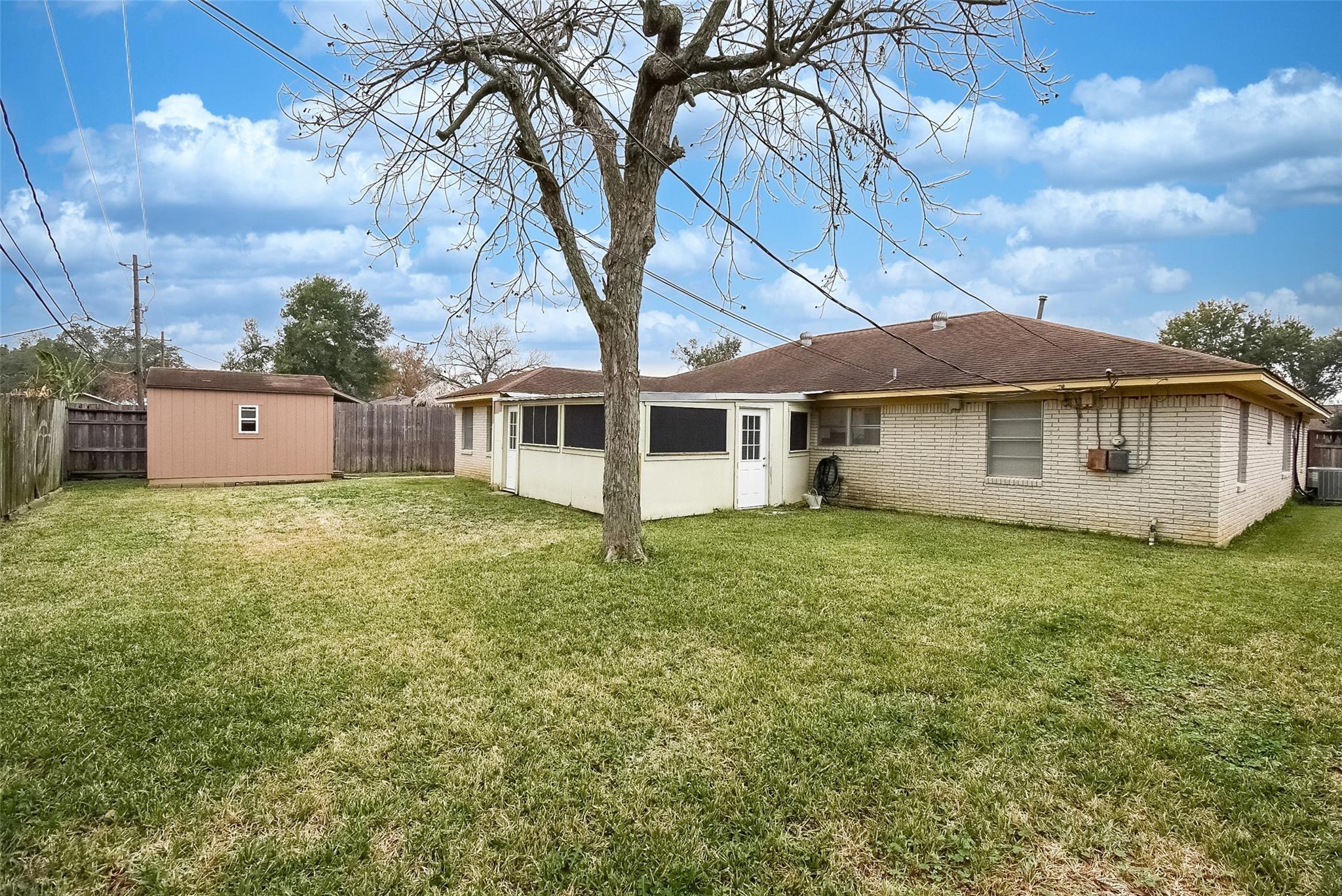 731 Dunwick Lane