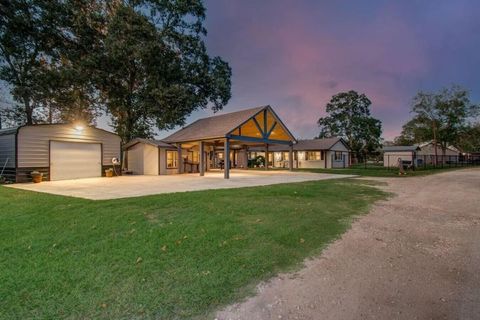 Photo of 7078 Gupton Road, Brazoria, TX 77422 (MLS # 71822931)