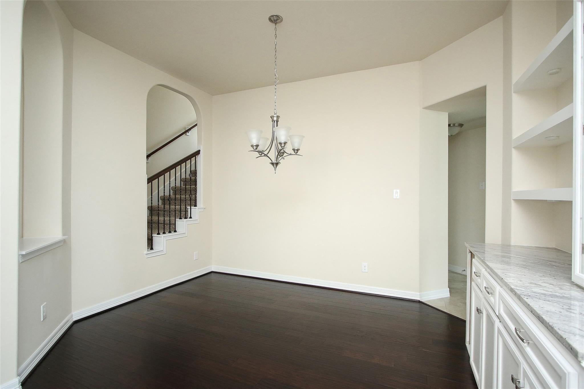34 Estherwood Place