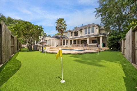 Photo of 25 Club Oak Court, Kingwood, TX 77339 (MLS # 74438049)
