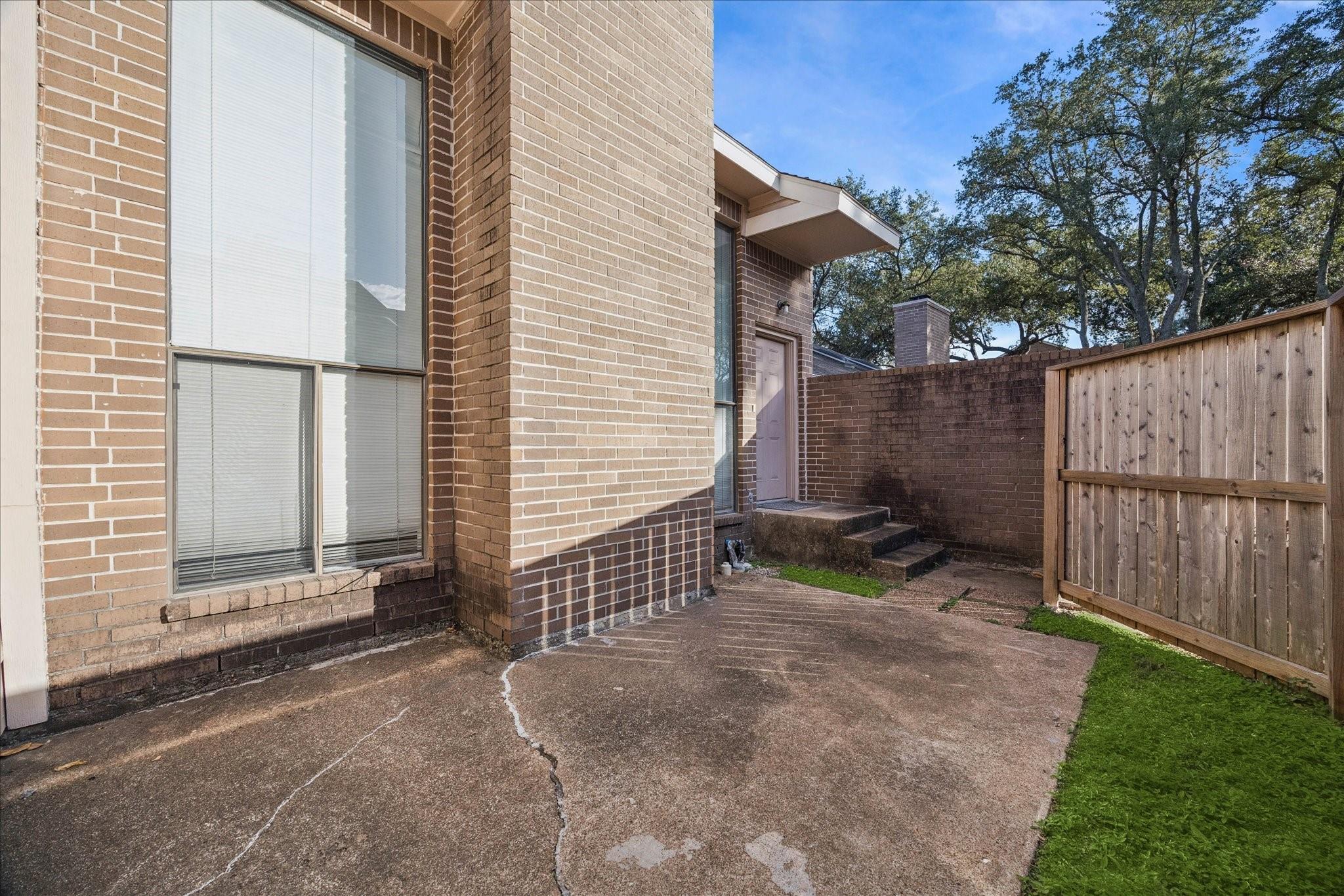 13832 Hollowgreen Drive 102