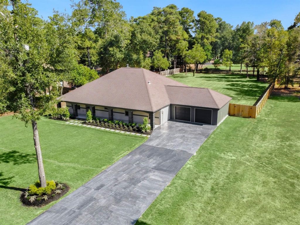 Photo of 19502 Balsas Drive, Porter, TX 77365 (MLS # 40643659)