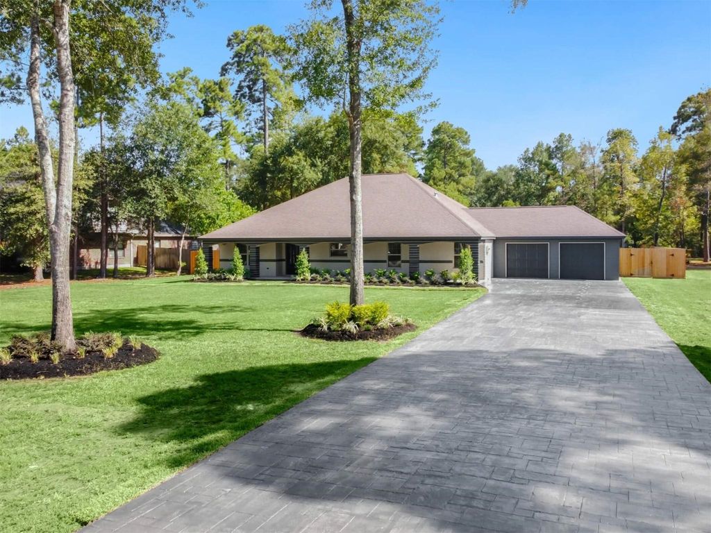 Photo of 19502 Balsas Drive, Porter, TX 77365 (MLS # 40643659)