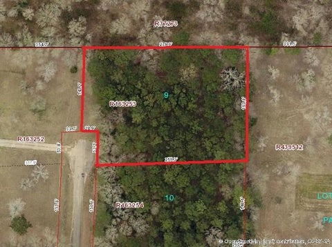 Photo of 9 Stephens Forest, New Caney, TX 77357 (MLS # 89782776)