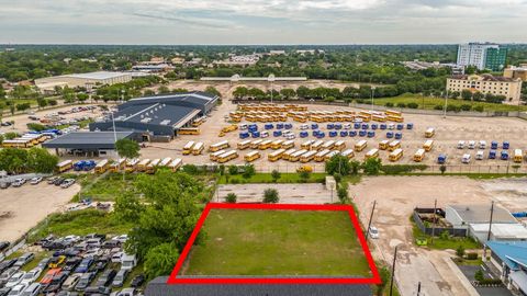 Photo of 6630 Hoover Street, Houston, TX 77092 (MLS # 82665538)