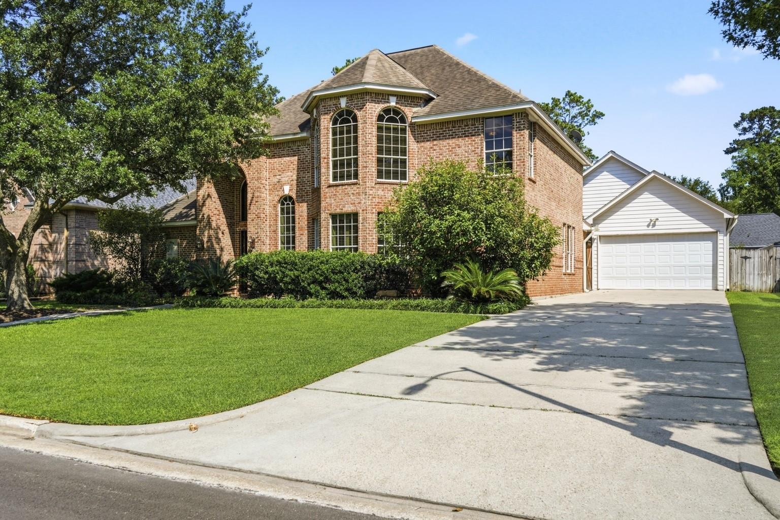 25714 Lake Lawn Drive