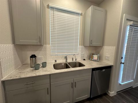 Tiny photo for 3110 Valley Peak Drive Dr, Houston, TX 77063 (MLS # 71059099)