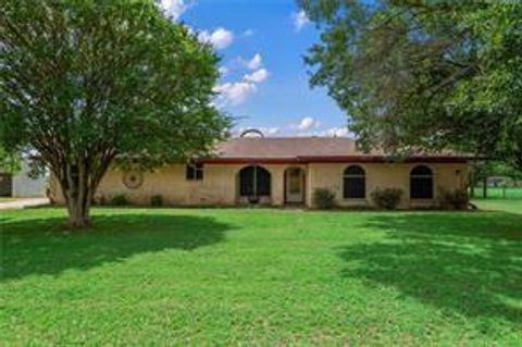 Photo of 3826 S State Highway 6, Hearne, TX 77859 (MLS # 93672785)