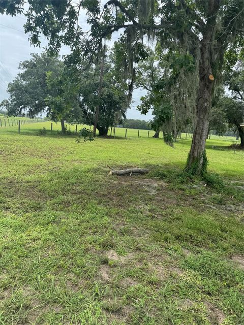 Photo of 15479 Tx Highway 35 N, Sweeny, TX 77480 (MLS # 22436928) Photo of 15479 Tx Highway 35 N, Sweeny, TX 77480 (MLS # 22436928)