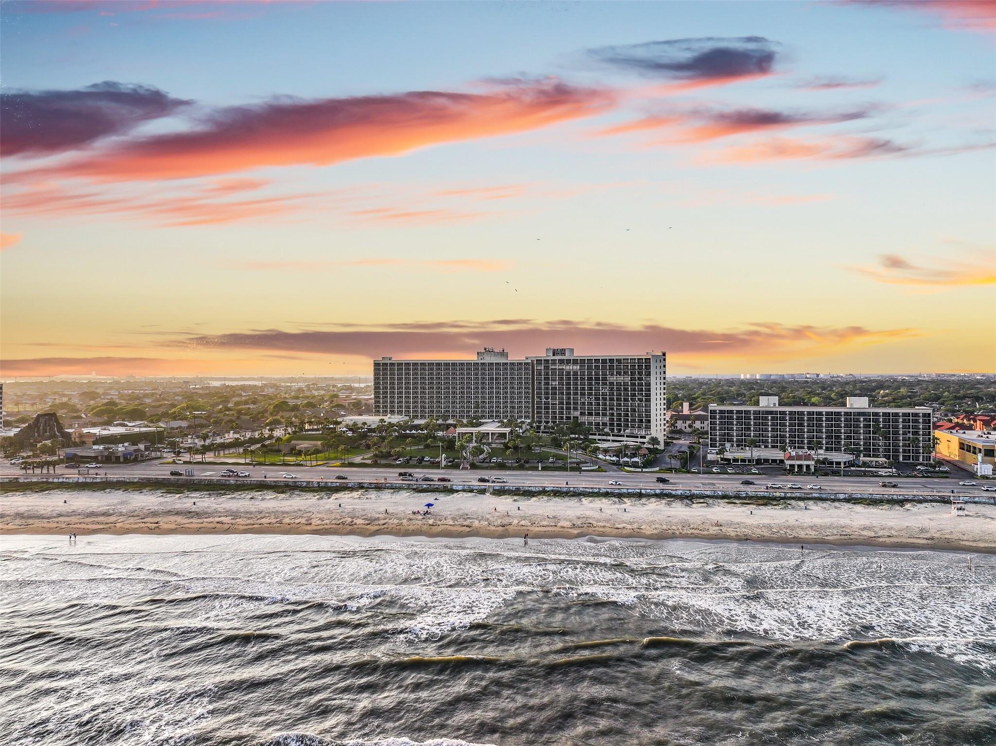 5220 Seawall Boulevard 1634