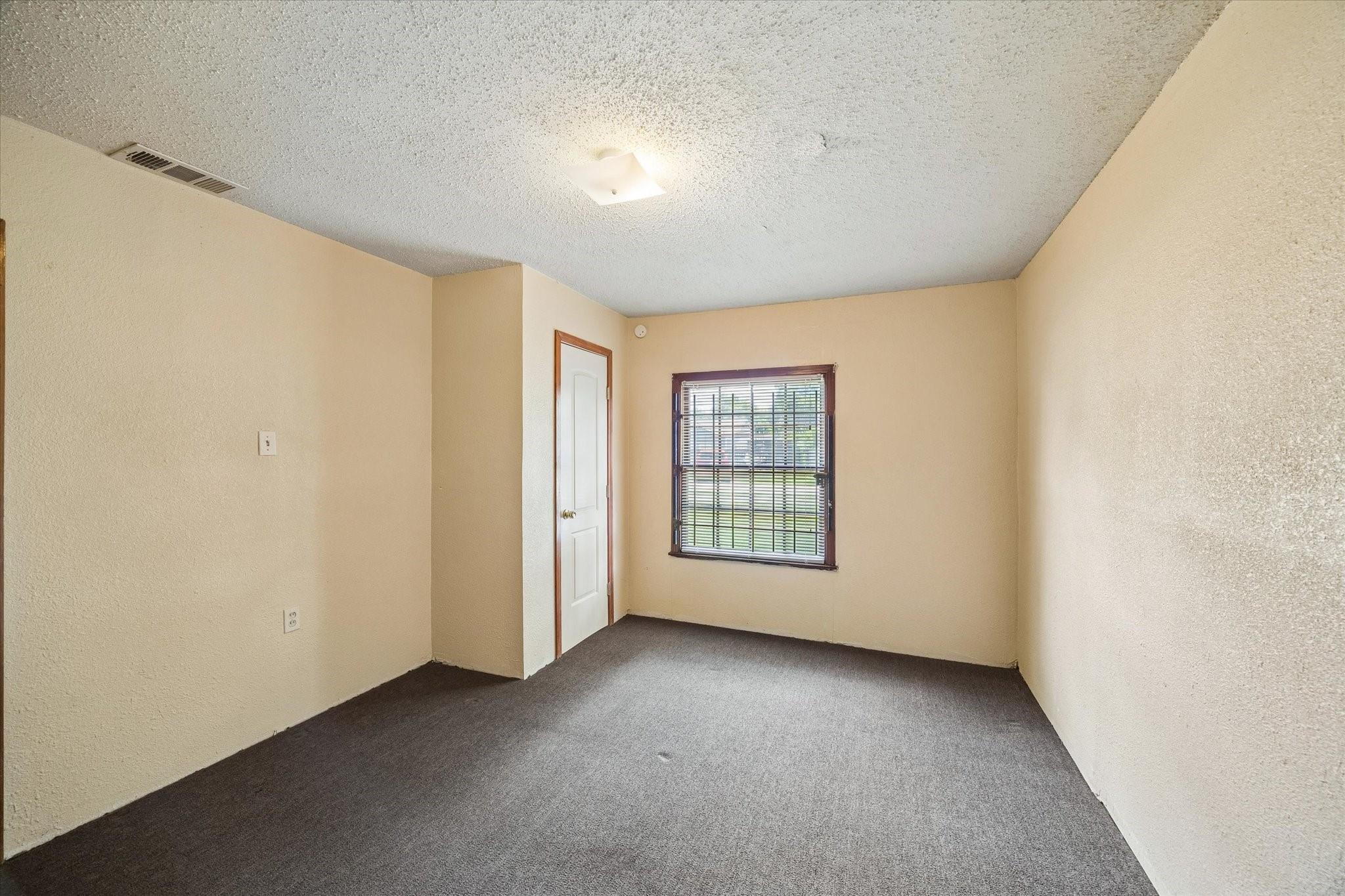 5711 Pardee Street