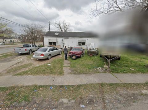 4501 Perry Street Houston TX 77021