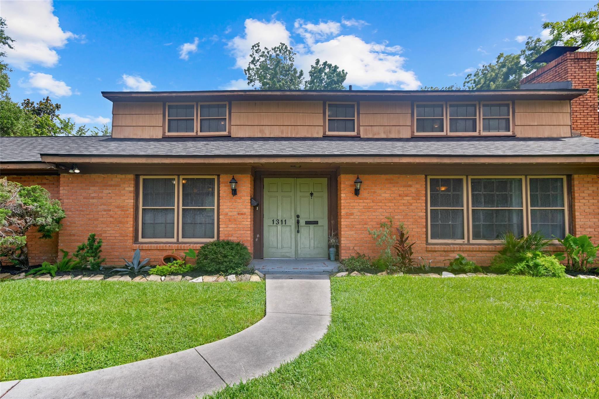 1311 Lamar Drive