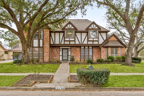 Photo of 15702 Mesa Verde Drive, Houston, TX 77059 (MLS # 35946988)