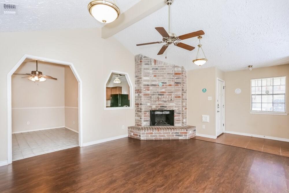 11 Crestbriar Court