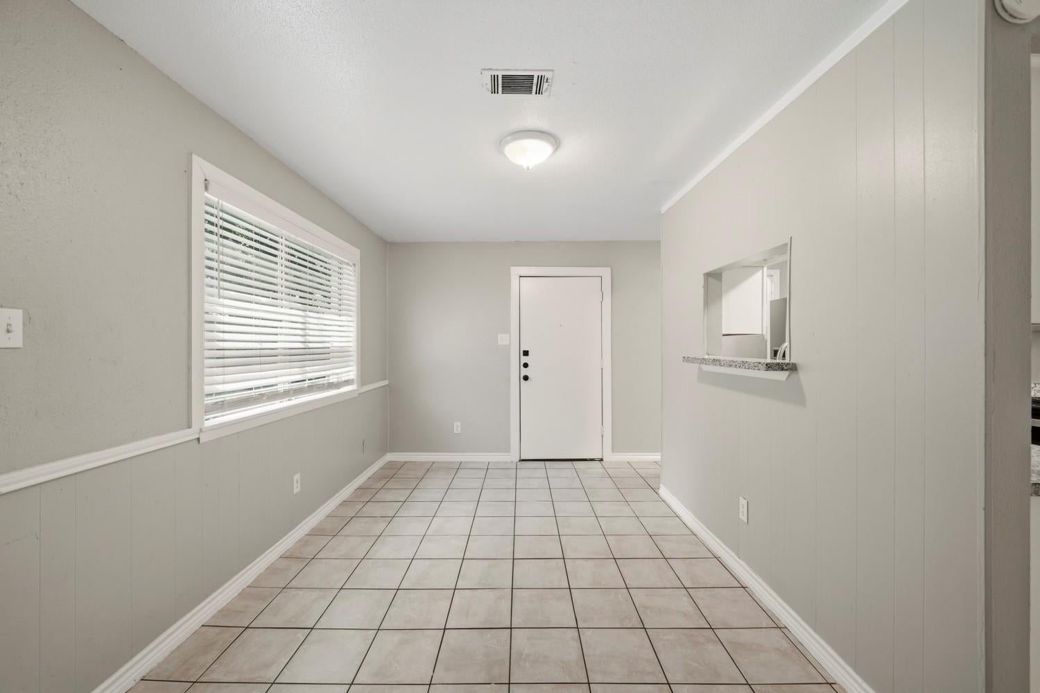 4605 Orange Circle N