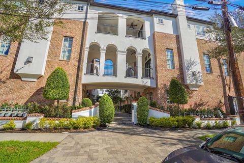 Townhouse For Sale - 2843 Rusk Street<br/> Houston, TX 77003