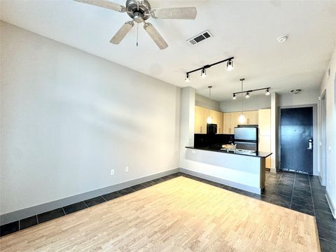 Photo of 3660 Richmond Avenue #211, Houston, TX 77046 (MLS # 83850351)