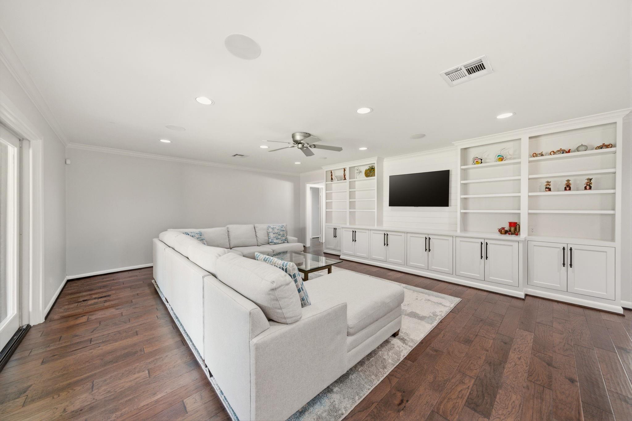 5434 Valkeith Drive