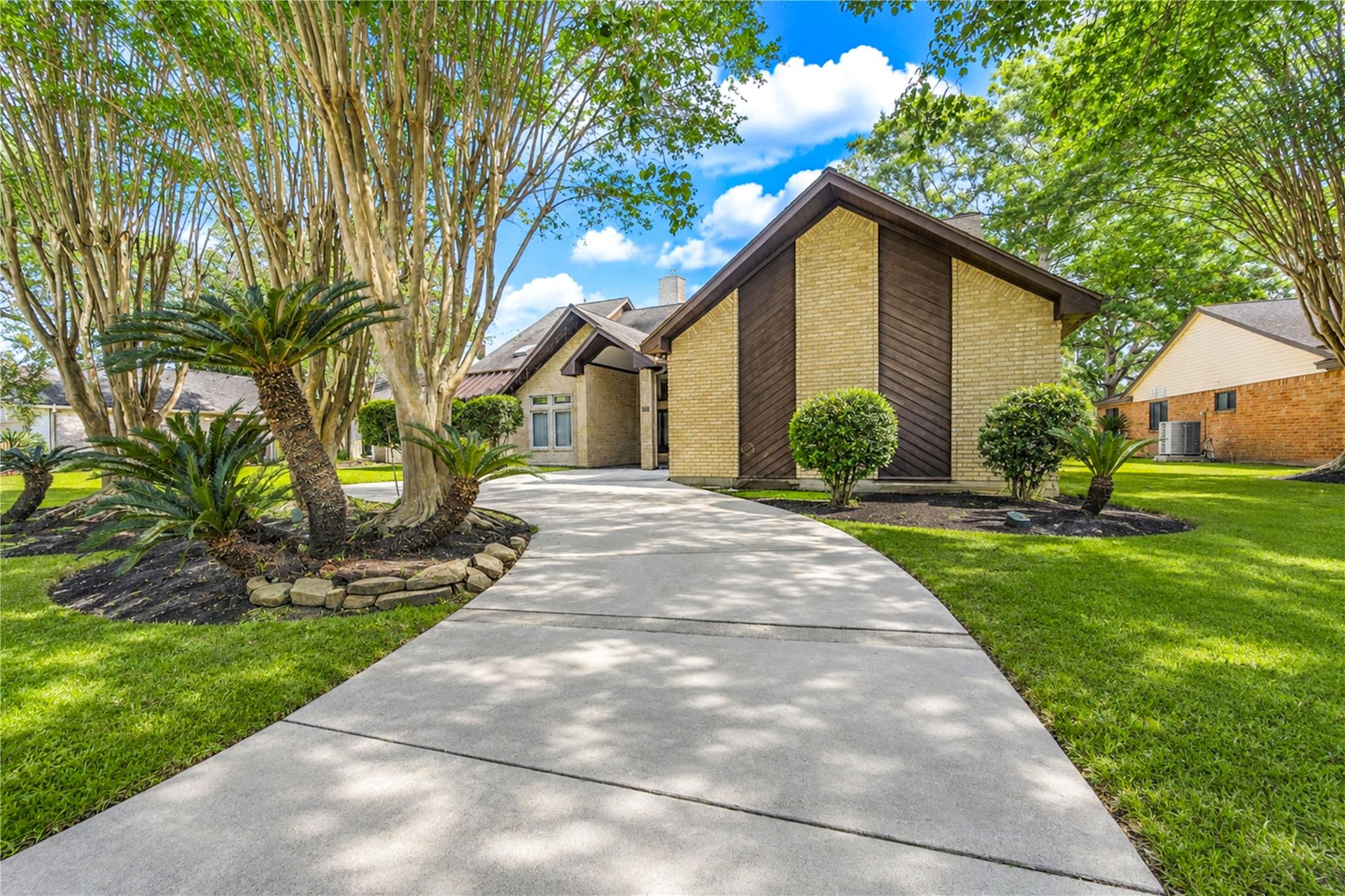8015 Rebawood Drive
