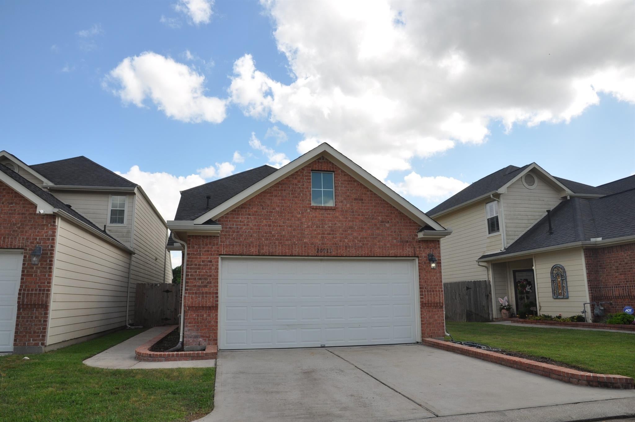 20913 Sunrise Pine View Lane