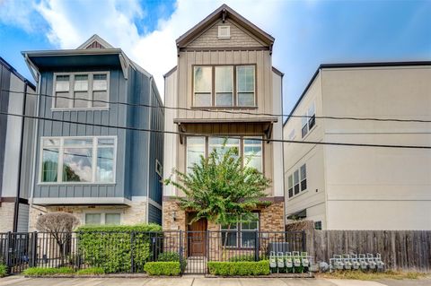 Photo of 1413 Patterson Street, Houston, TX 77007 (MLS # 52506814)