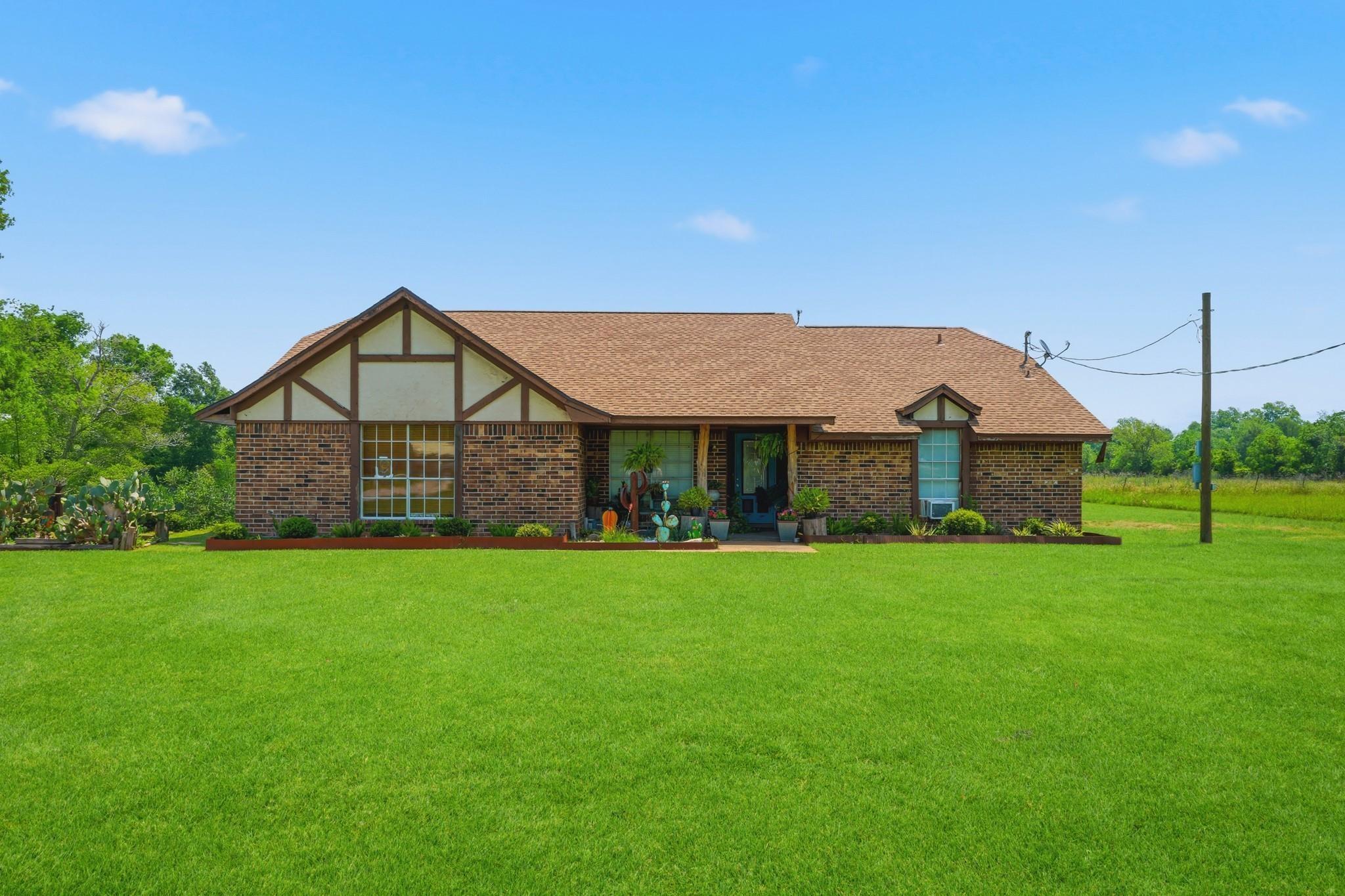 597 County Road 612
