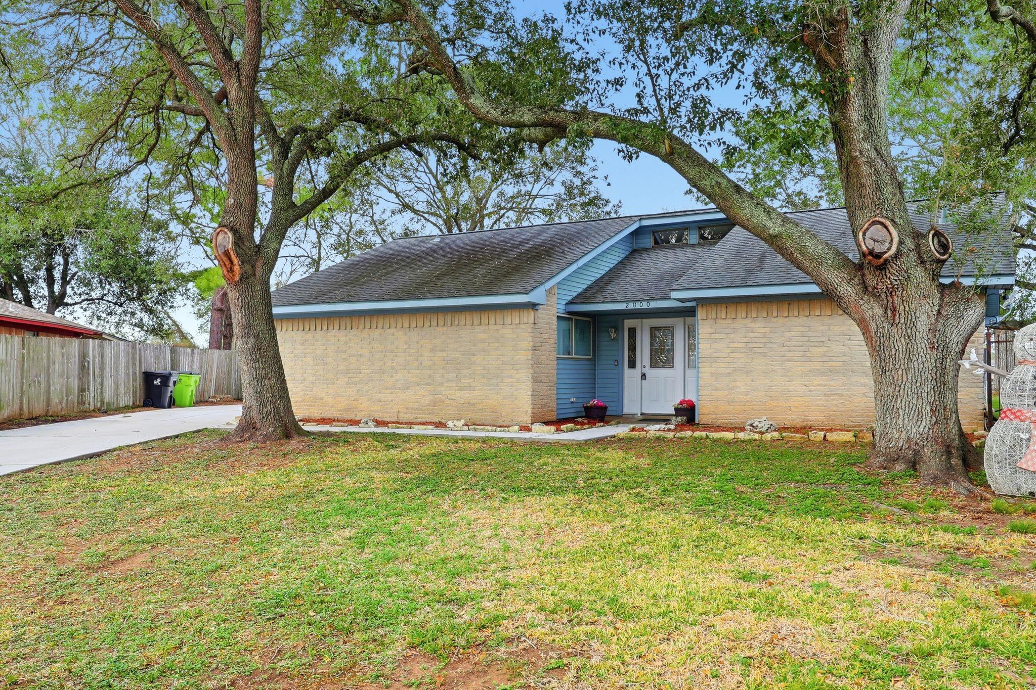 2000 Hamilton Street